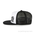 Gorra trucker de espuma con logo estampado